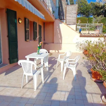 Apartament N45 Trilo A 120m Dal Mare *